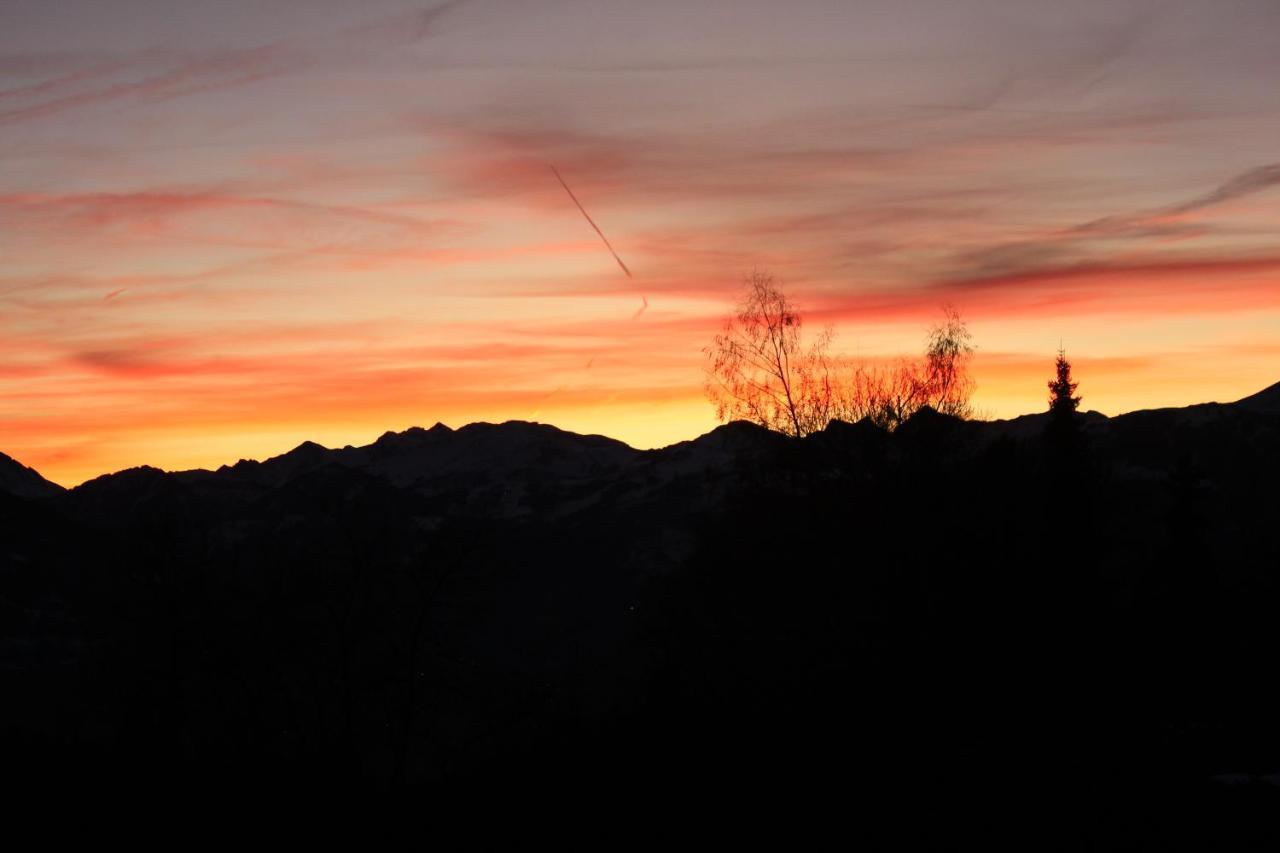 Chalet Le Slalom Arveyes Bagian luar foto